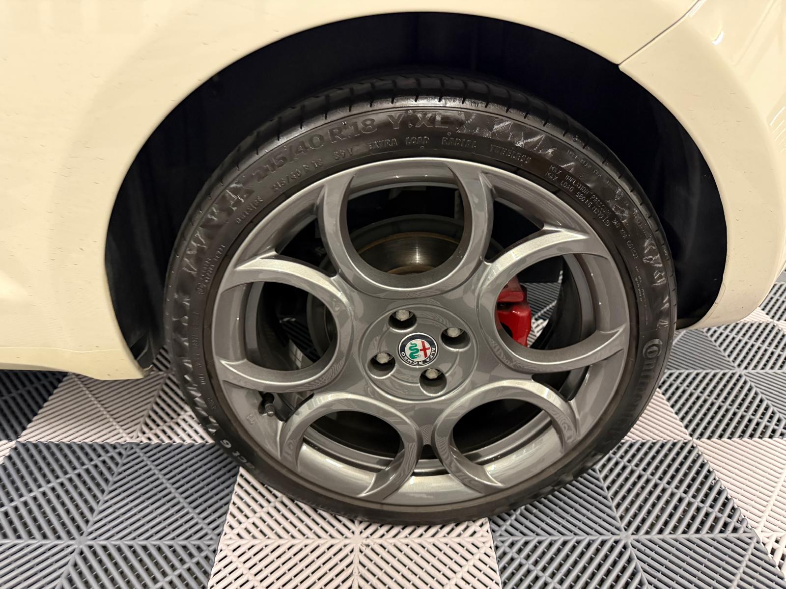 ALFA ROMEO MiTo 1.4 TB Quadrifoglio Verde-image-28