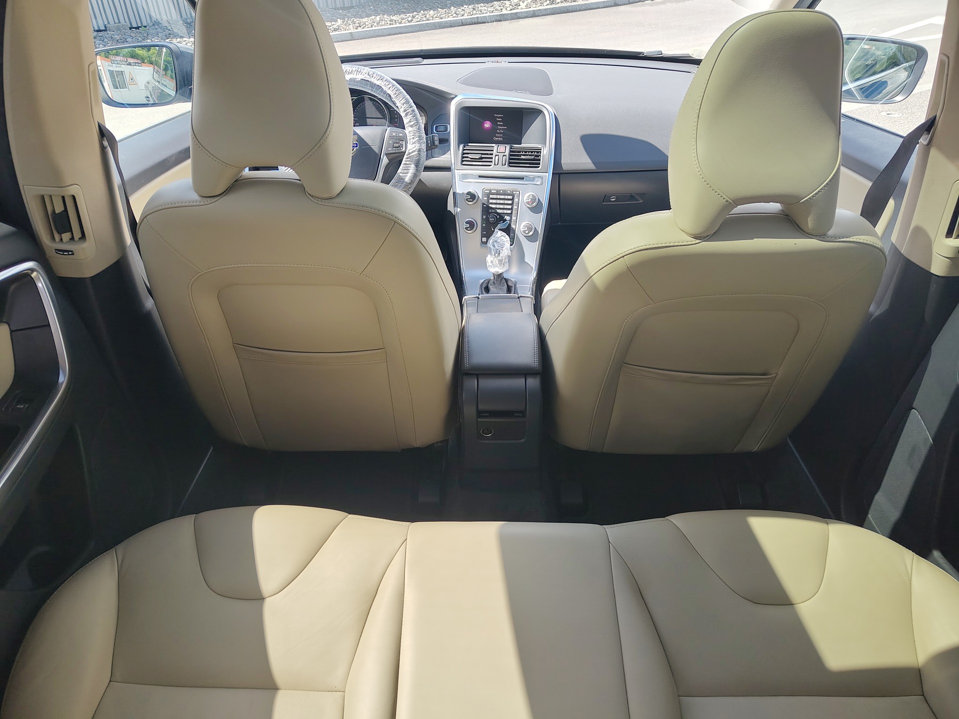 VOLVO XC60 D4 Summum Geartronic-image-12