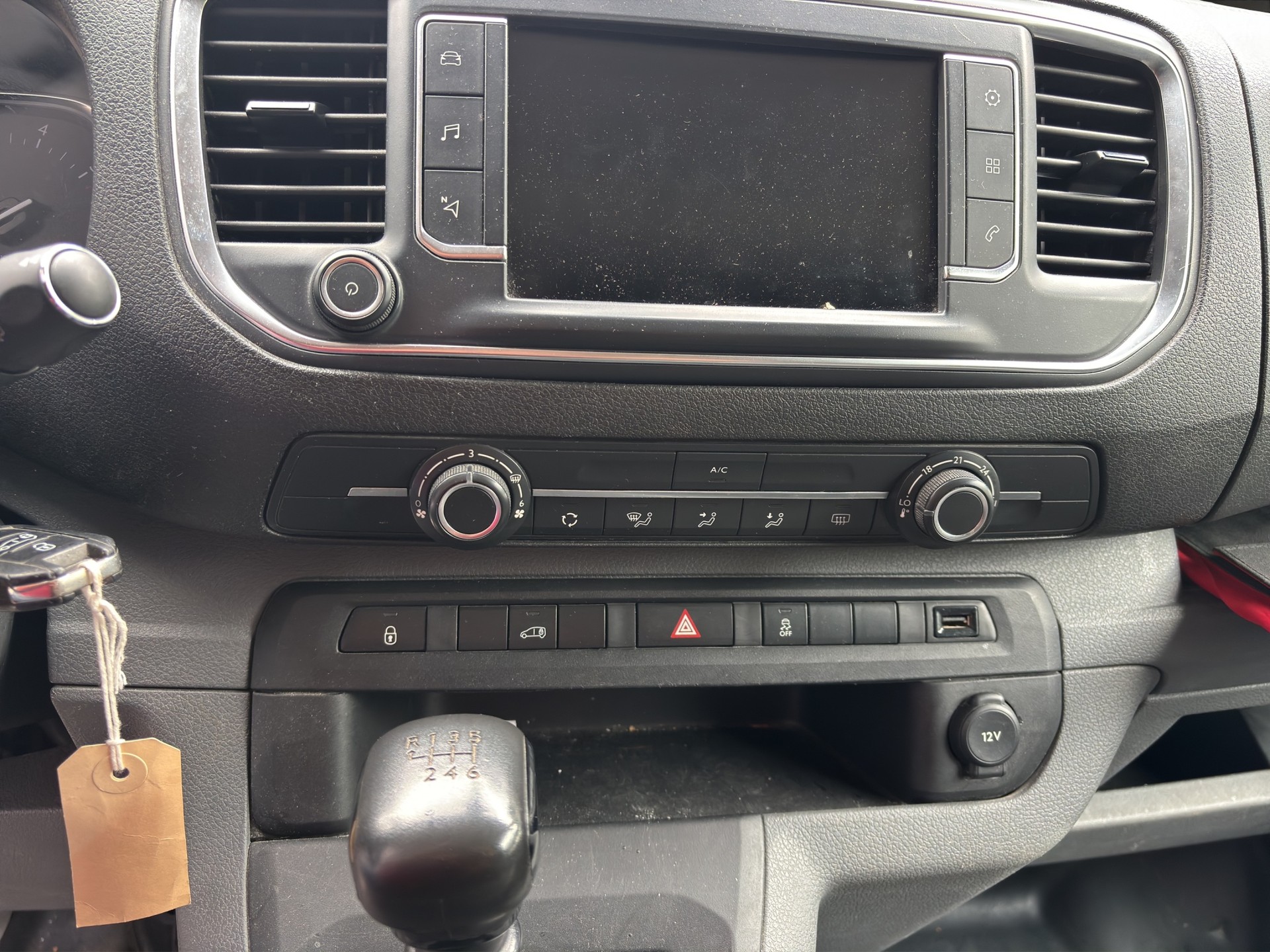 CITROEN Jumpy 2.0 BlueHDi 120 M Attraction-image-12