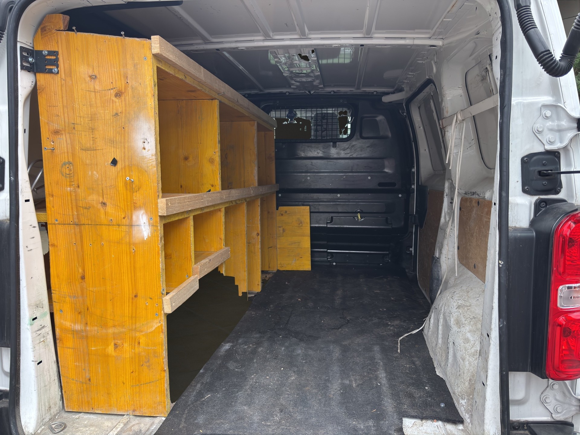 CITROEN Jumpy 2.0 BlueHDi 120 M Attraction-image-15
