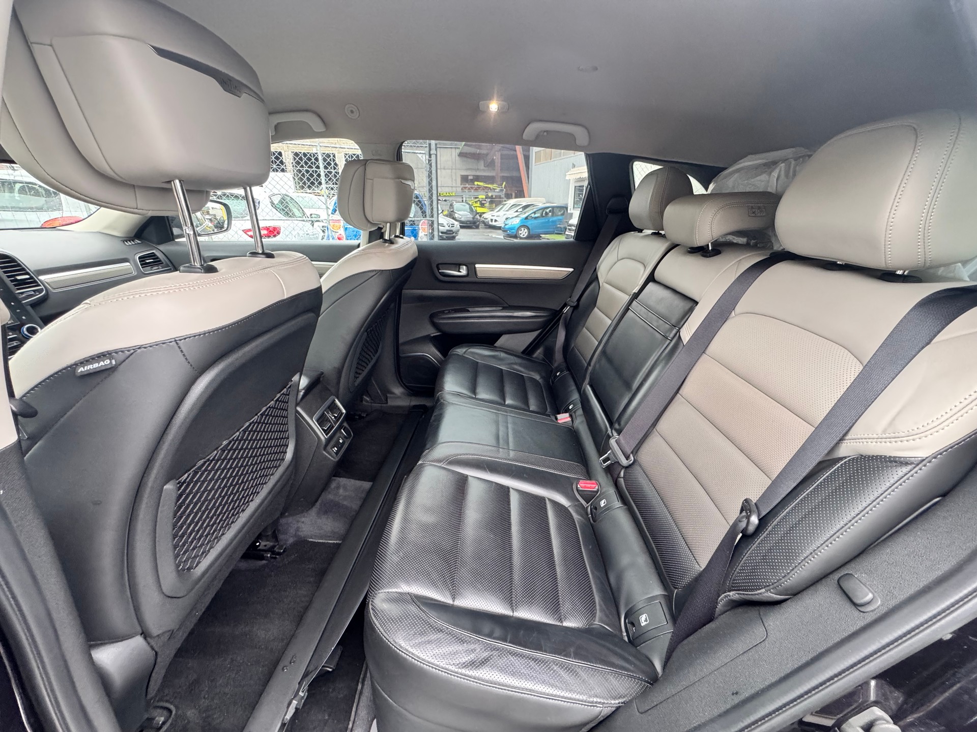 RENAULT Koleos 2.0 dCi Initiale Paris 4x4 Xtronic CVT-image-12