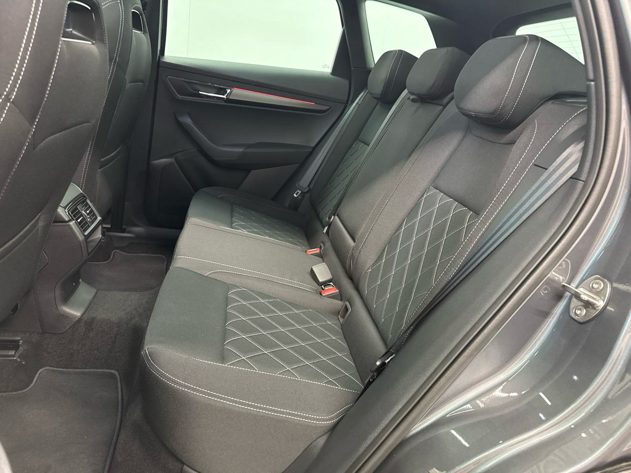 SKODA Karoq 1.5 TSI SportLine DSG-image-11