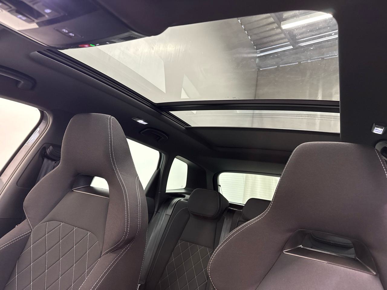 SKODA Karoq 1.5 TSI SportLine DSG-image-4