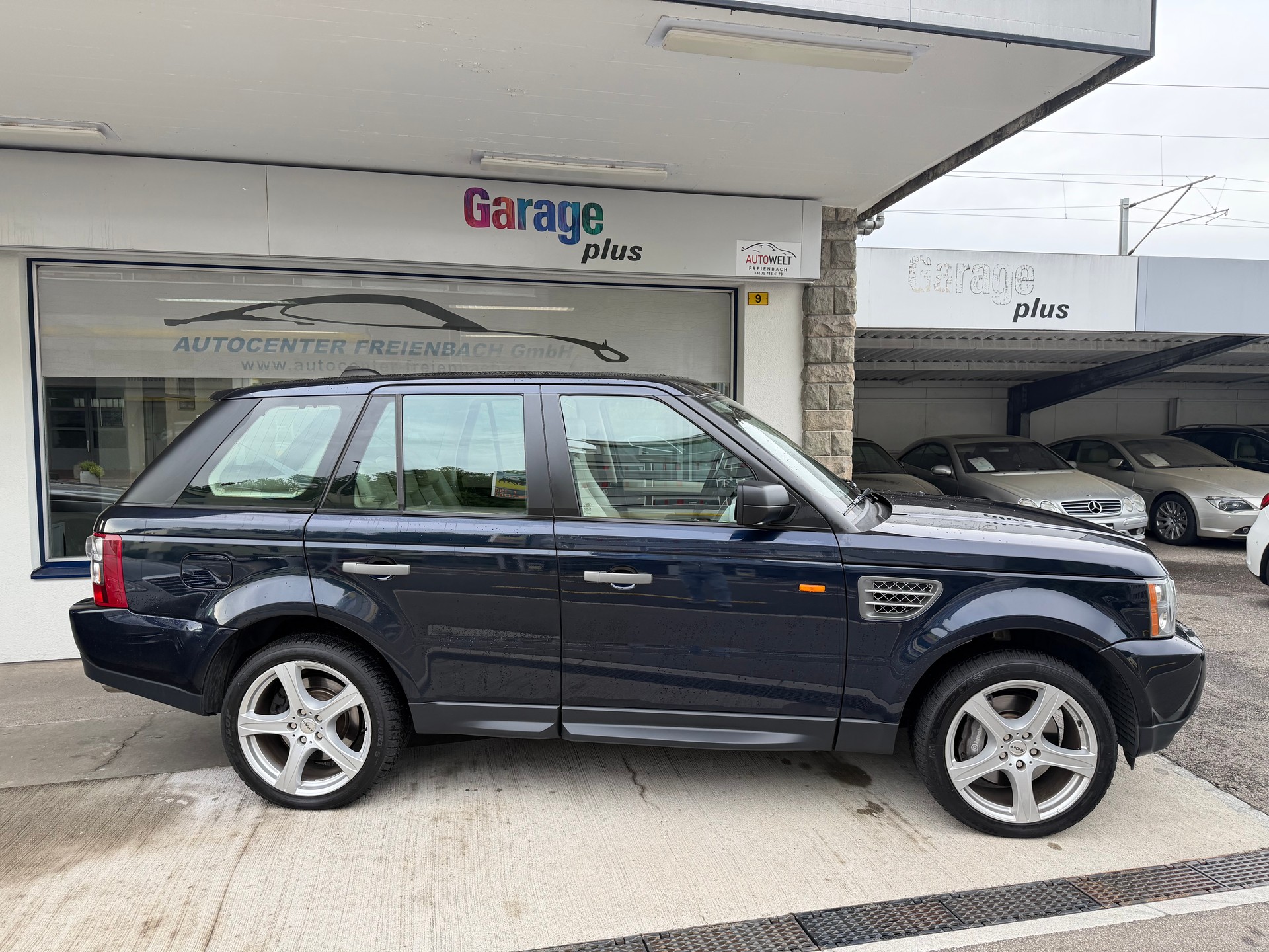 LAND ROVER Range Rover Sport 4.2 V8 SC Automatic-showroom-element-3