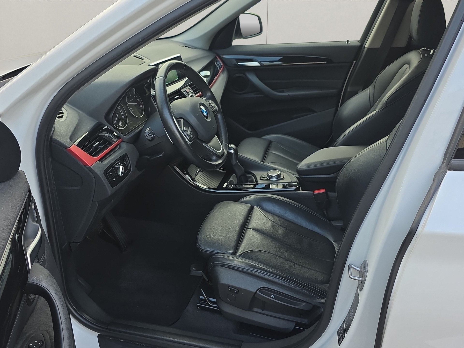 BMW X1 xDrive 20d Sport Line Steptronic-image-8