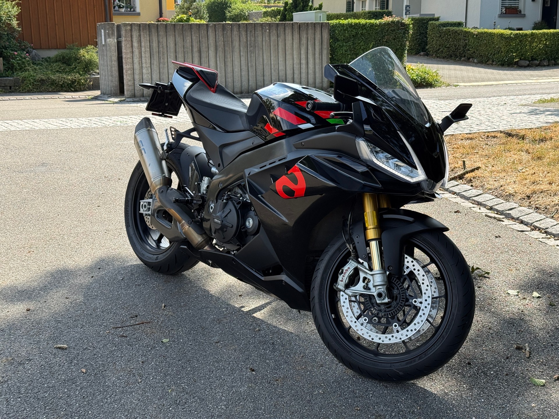 APRILIA RSV4 1100 Factory-image-0