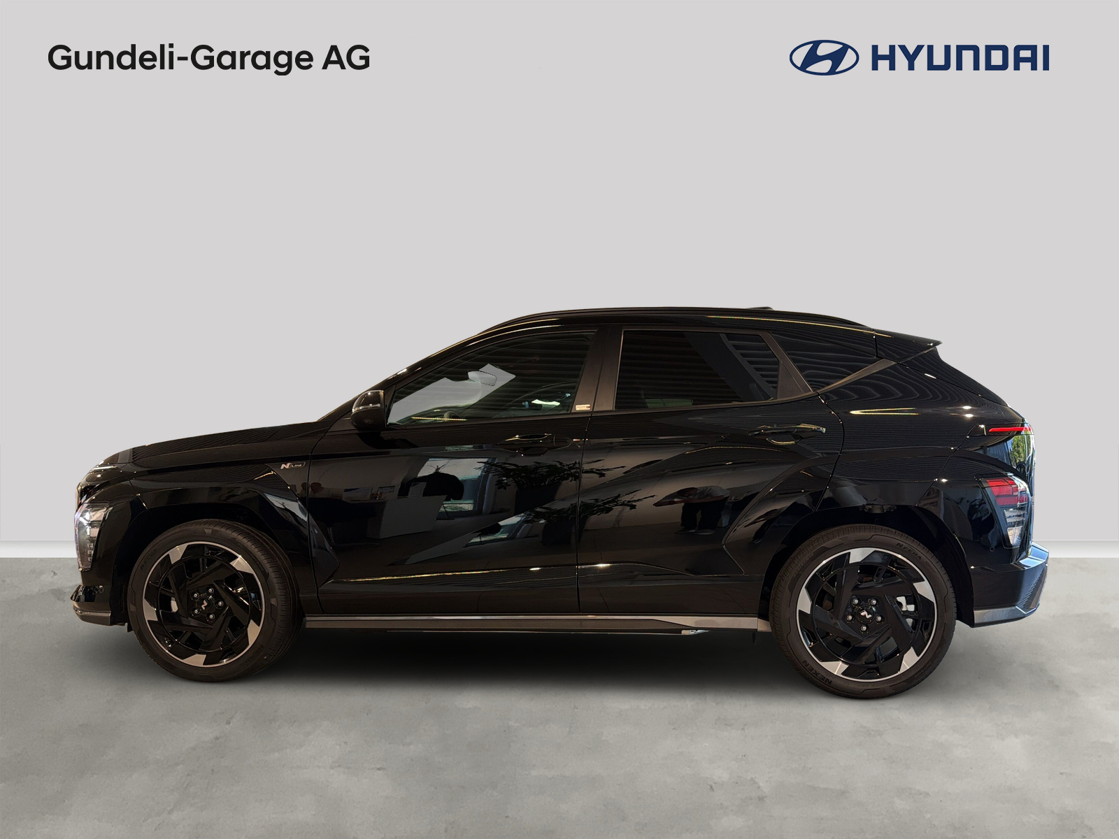 HYUNDAI Kona EV 65.4 kWh N Line-showroom-element-2