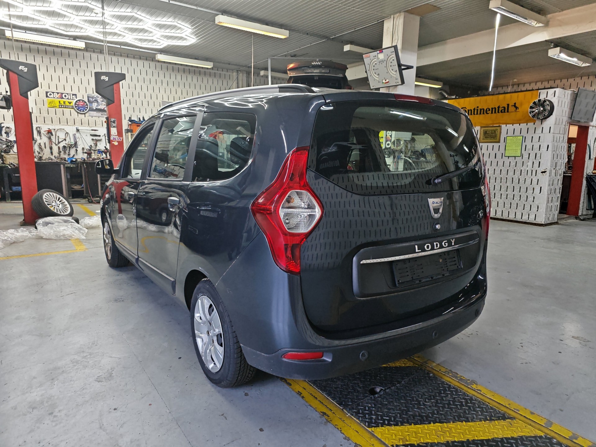 DACIA Lodgy TCE 130 Comfort 7PL-image-3
