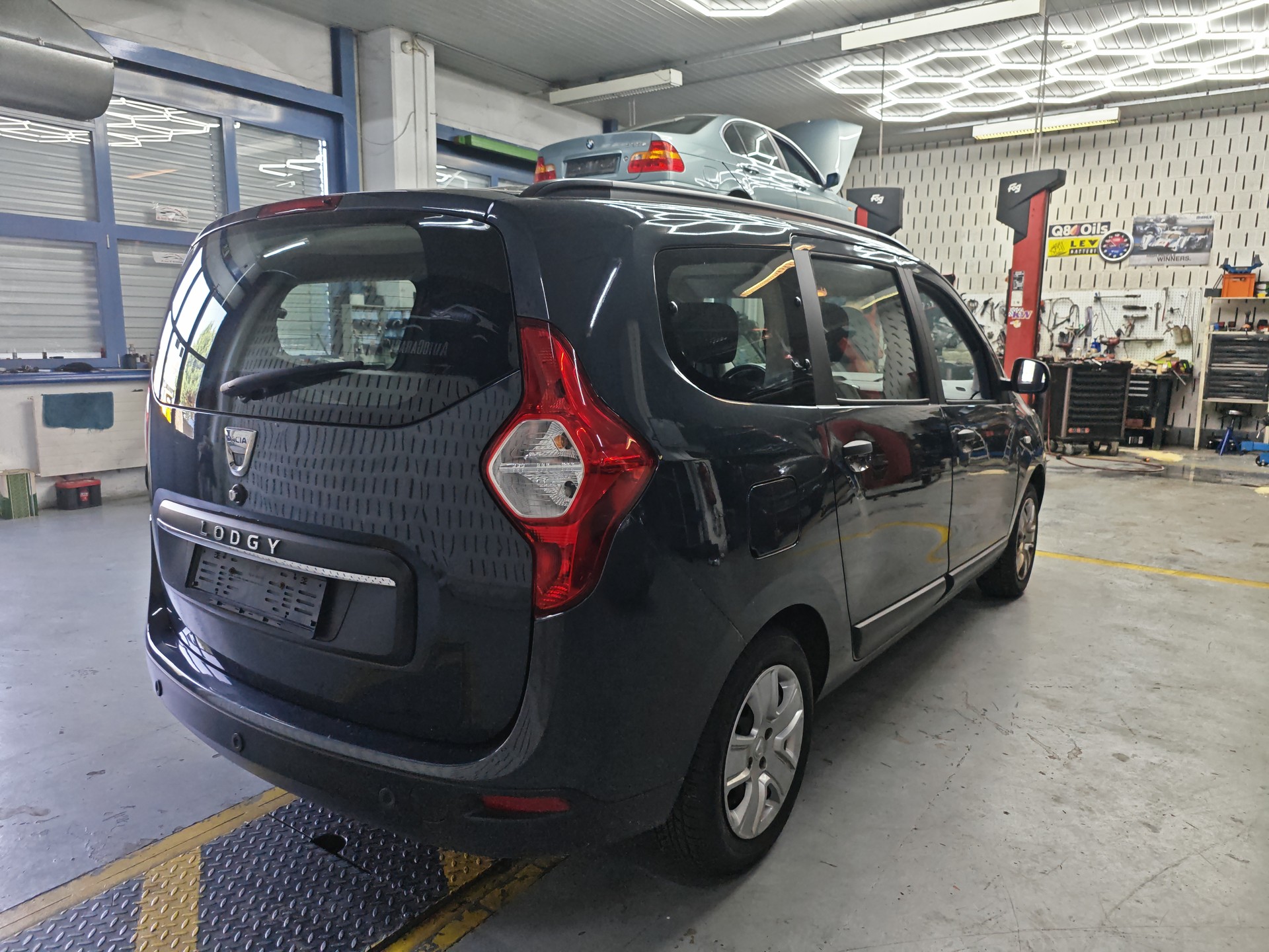 DACIA Lodgy TCE 130 Comfort 7PL-image-5