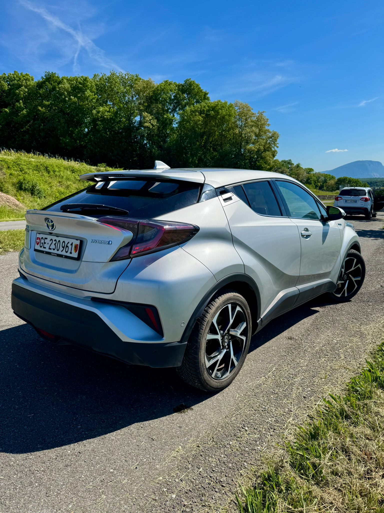 TOYOTA 1.8 VVTi HSD Trend-image-4