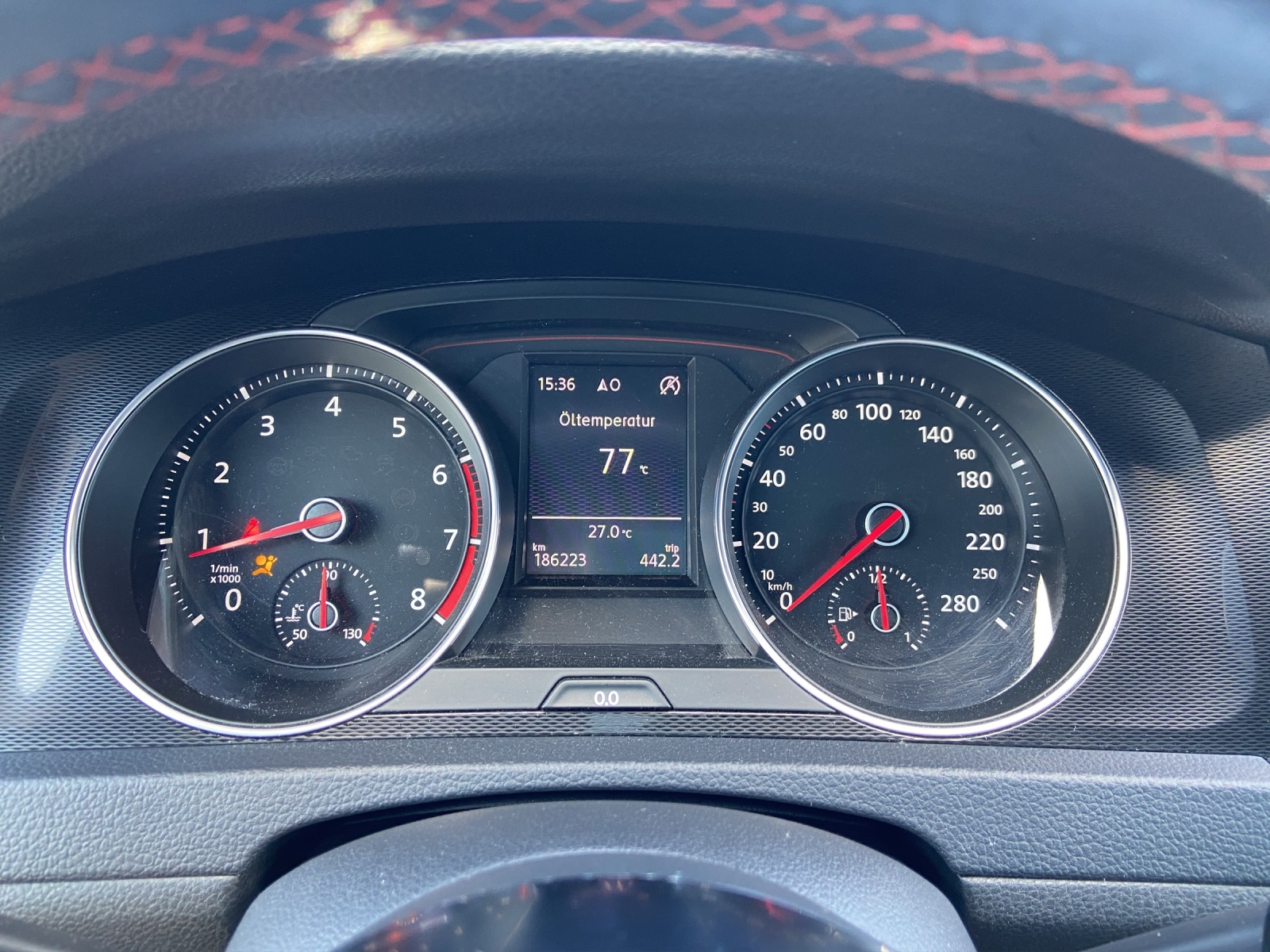 VW Golf 2.0 TSI GTI Performance DSG-image-13