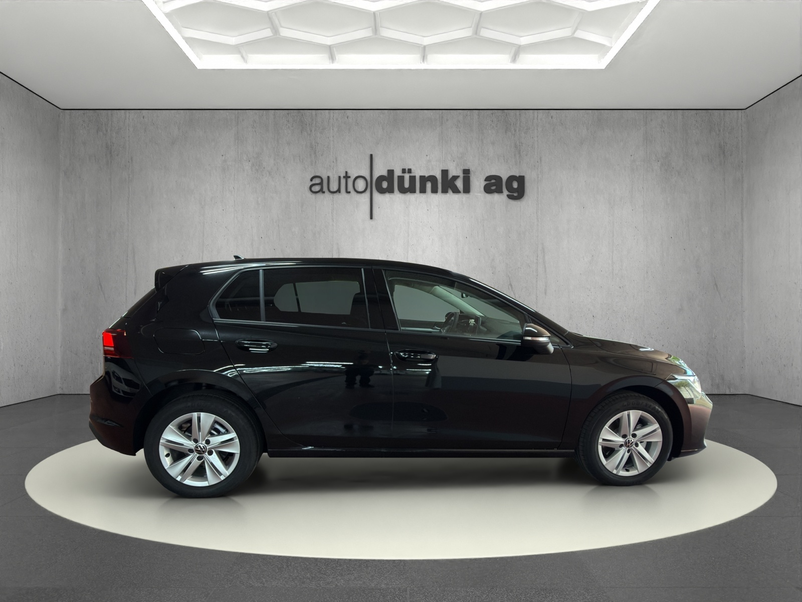VW Golf 1.5 e TSI mHEV Value DSG-image-4