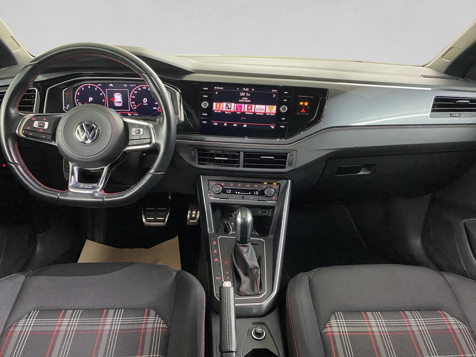 VW Polo 2.0 TSI GTI DSG-image-13