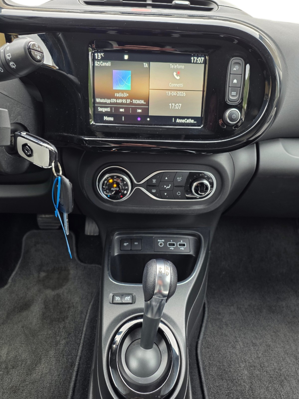 RENAULT Twingo TCe 95 Intens EDC-image-10