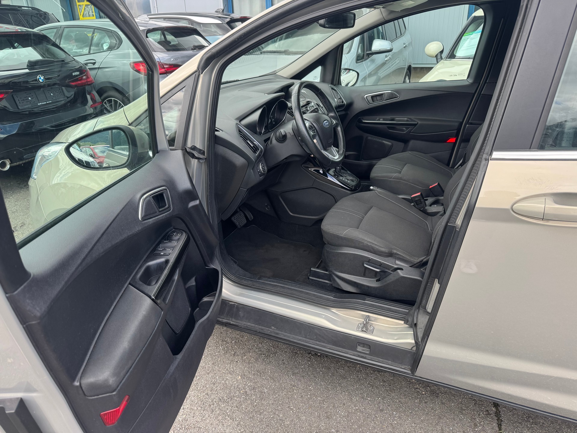FORD B-Max 1.6 Ti-VCT Titanium PowerShift-image-8