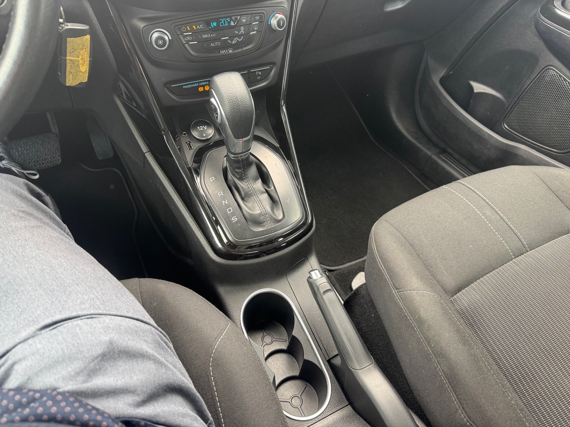 FORD B-Max 1.6 Ti-VCT Titanium PowerShift-image-18