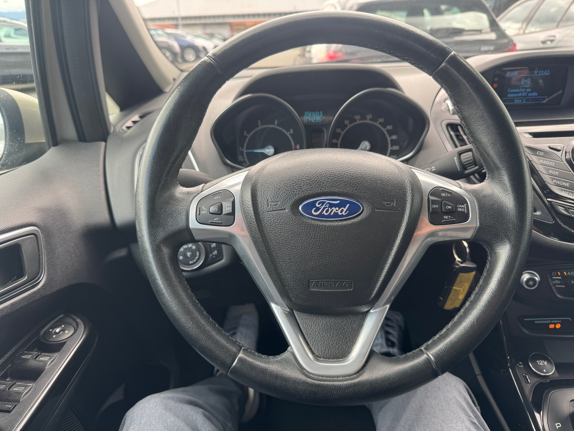 FORD B-Max 1.6 Ti-VCT Titanium PowerShift-image-12