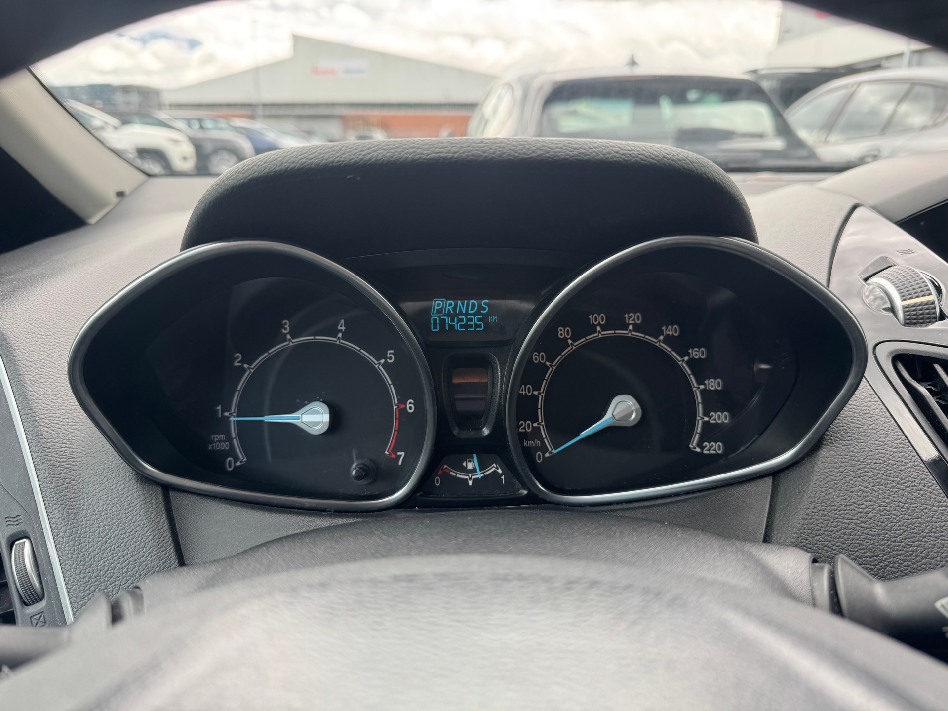 FORD B-Max 1.6 Ti-VCT Titanium PowerShift-image-13