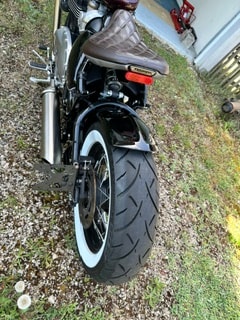 TRIUMPH Bonneville 1200 Bobber ABS-image-2