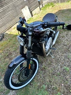 TRIUMPH Bonneville 1200 Bobber ABS-image-4