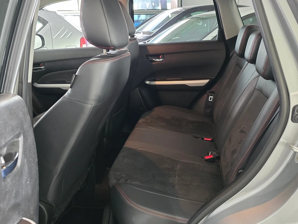 SUZUKI Vitara 1.4 Boosterjet Sergio Cellano Top Automatic-image-9