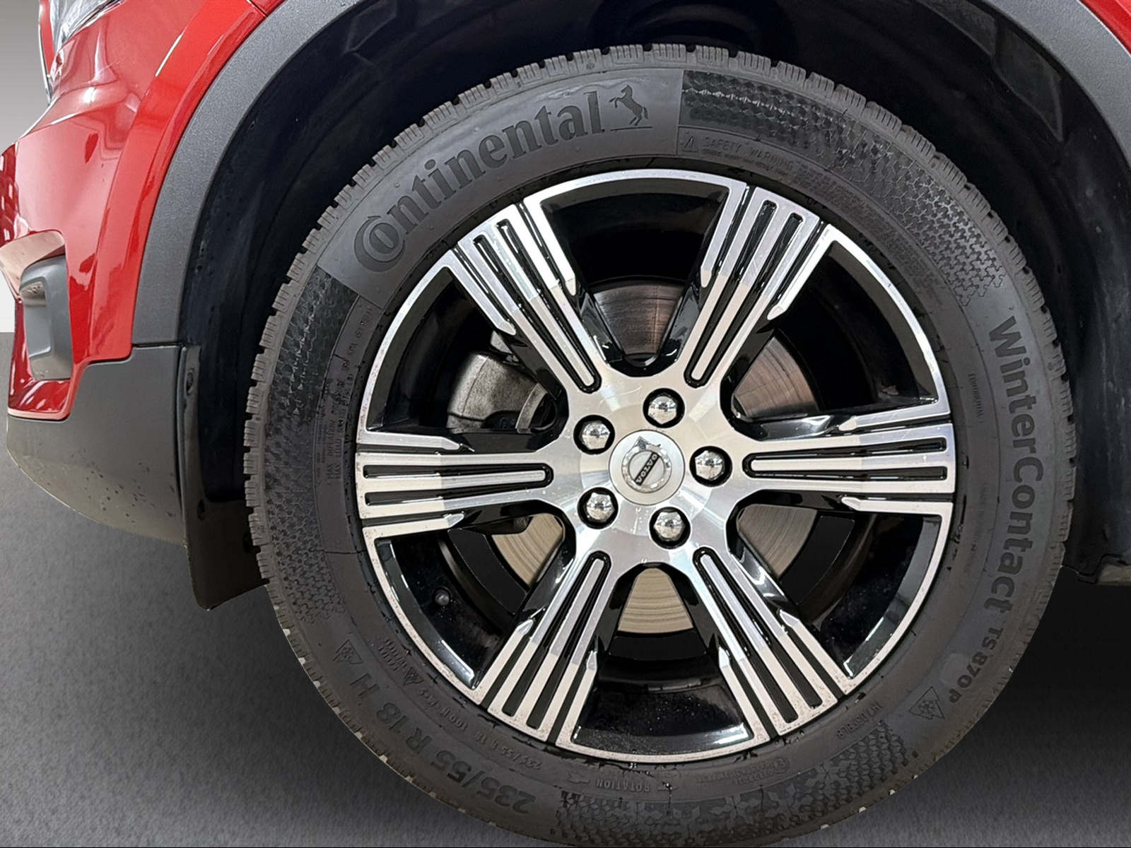 VOLVO XC40 B5 Benzin Mild Hybrid AWD Inscription Geartronic-image-5