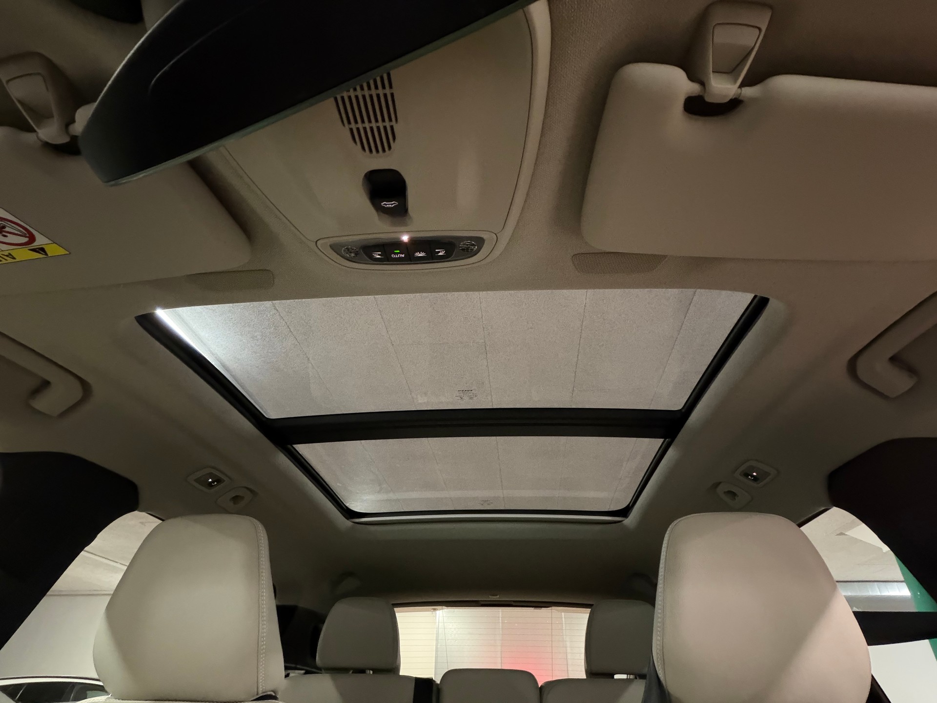 VOLVO XC40 B5 Benzin Mild Hybrid AWD Inscription Geartronic-image-13
