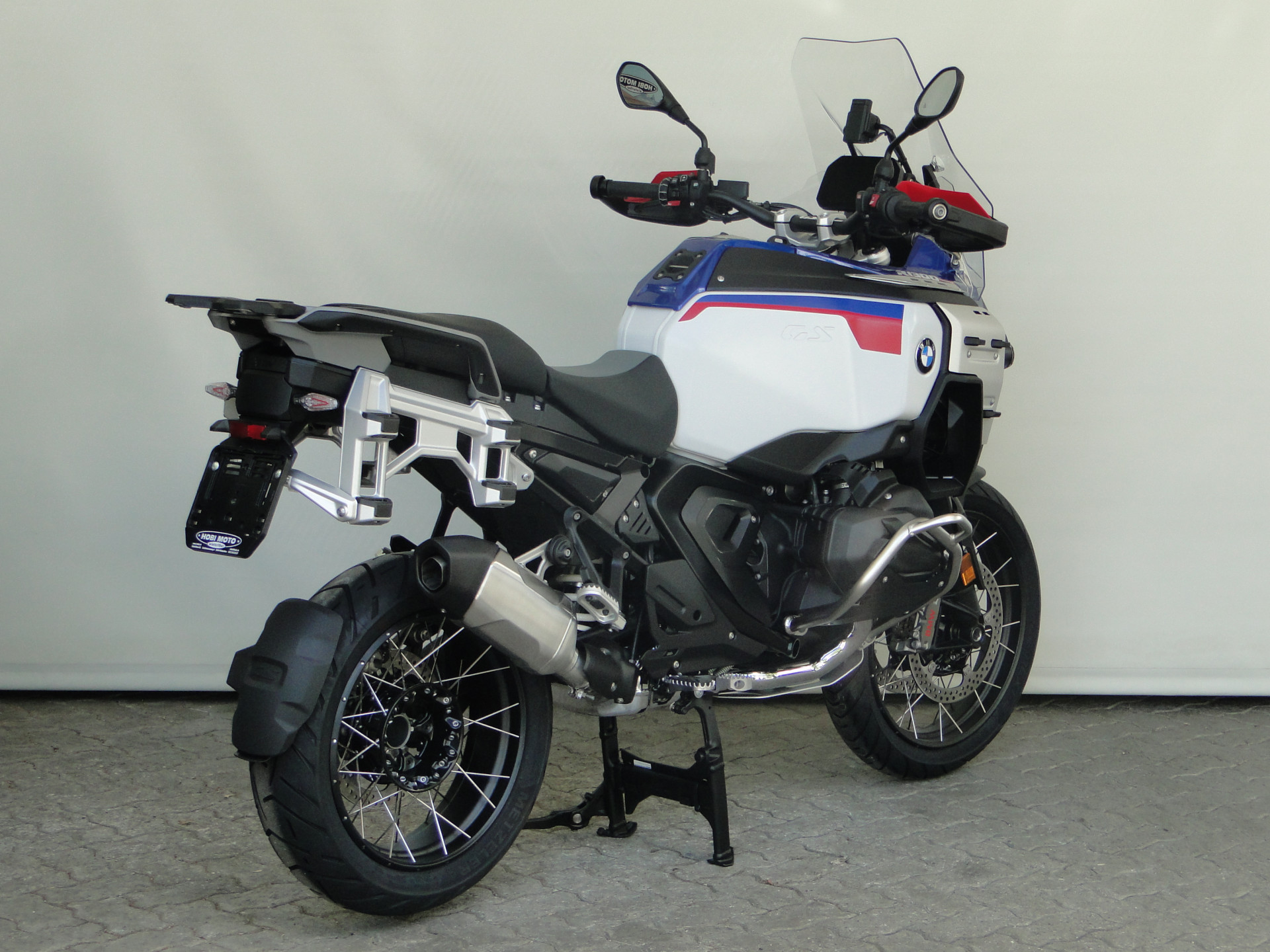 BMW R 1300 GS Adventure BOXER BONUS & 2.9% LEASING-image-3