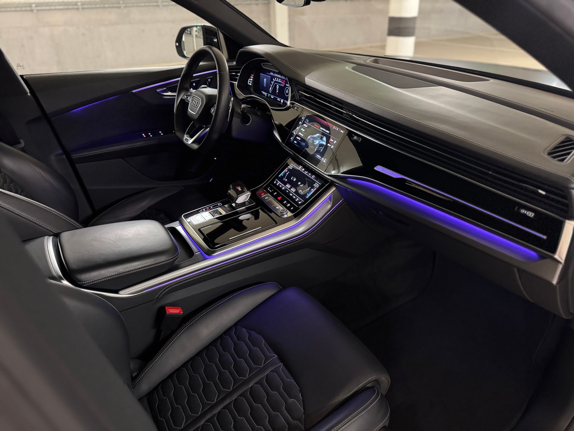 AUDI RSQ8 quattro tiptronic-image-11