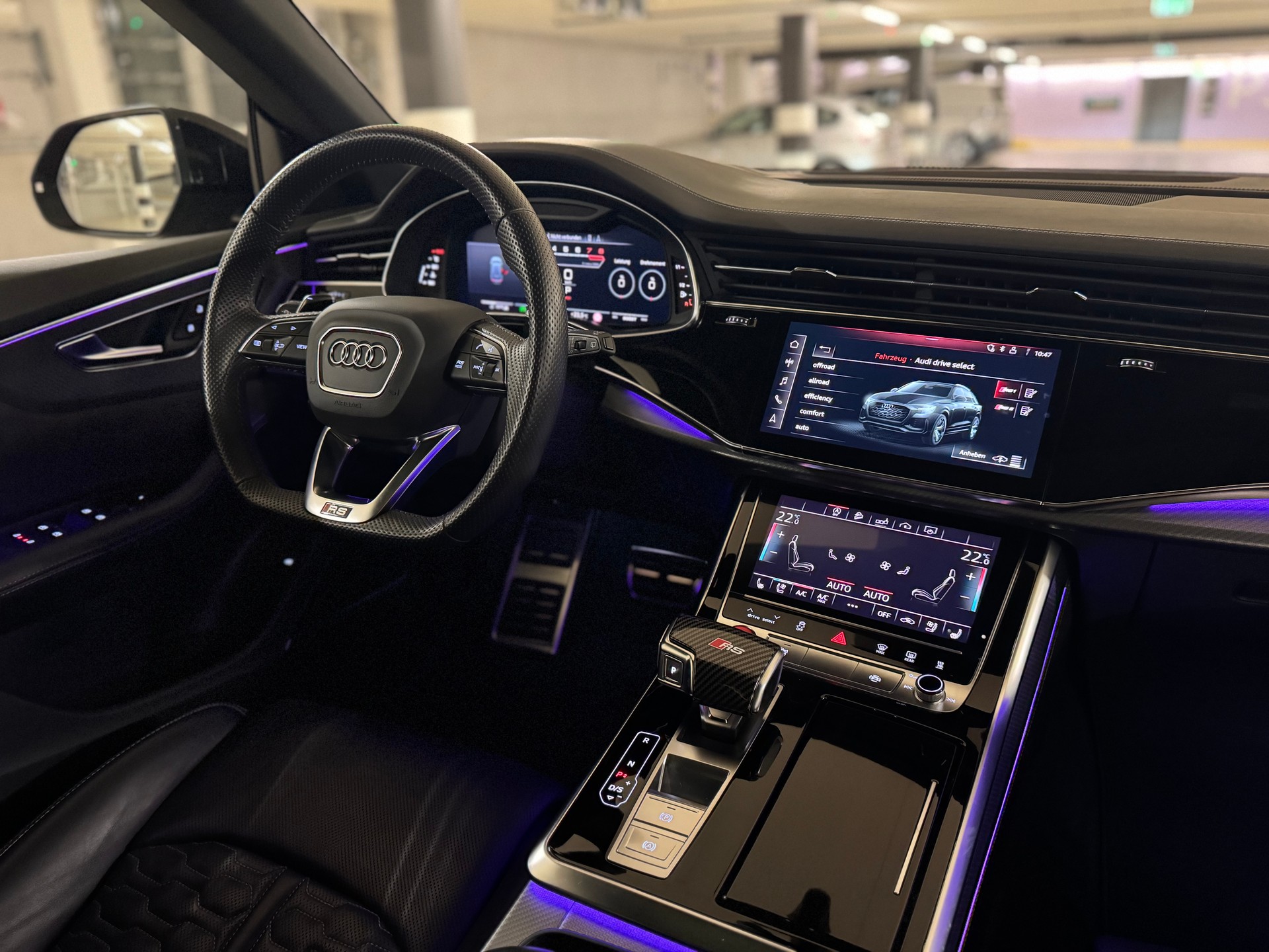 AUDI RSQ8 quattro tiptronic-image-10