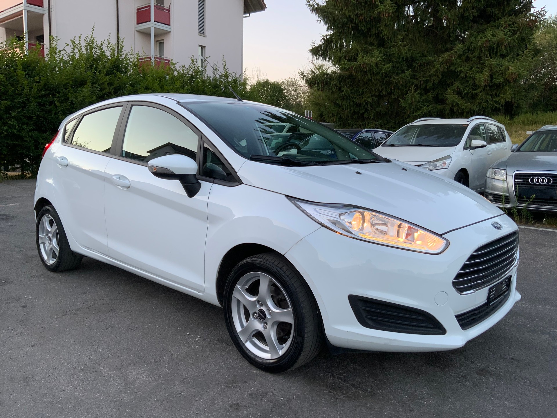 FORD Fiesta 1.0 SCTi Titanium-image-2