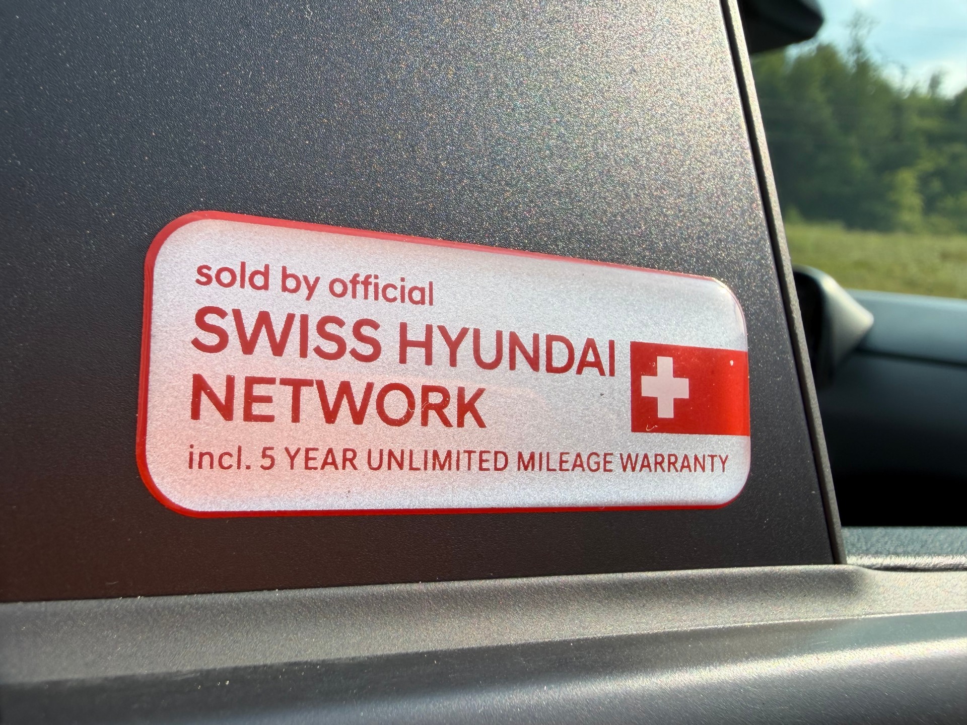 HYUNDAI NEU: i10 1.0 "ORIGO" AUTOMAT NUR 260 KM !! CH WAGEN MIT VOLLGARANTIE 5 JAHRE !! SONDERFARBE NEU !!-showroom-element-2