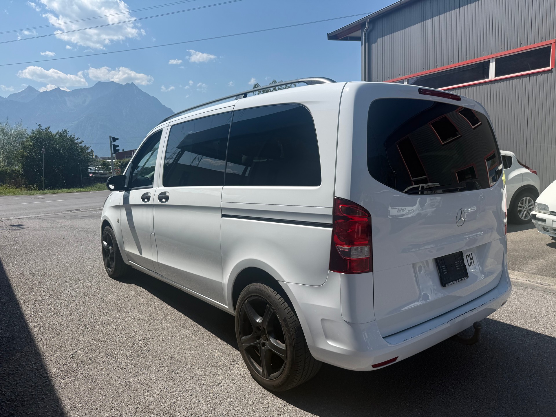MERCEDES-BENZ Vito 119 BlueTEC Tourer Select EL 7G-Tronic-showroom-element-3