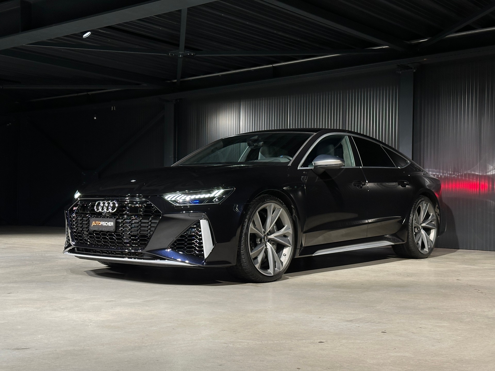 AUDI RS7 Sportback MHEV-showroom-element-3