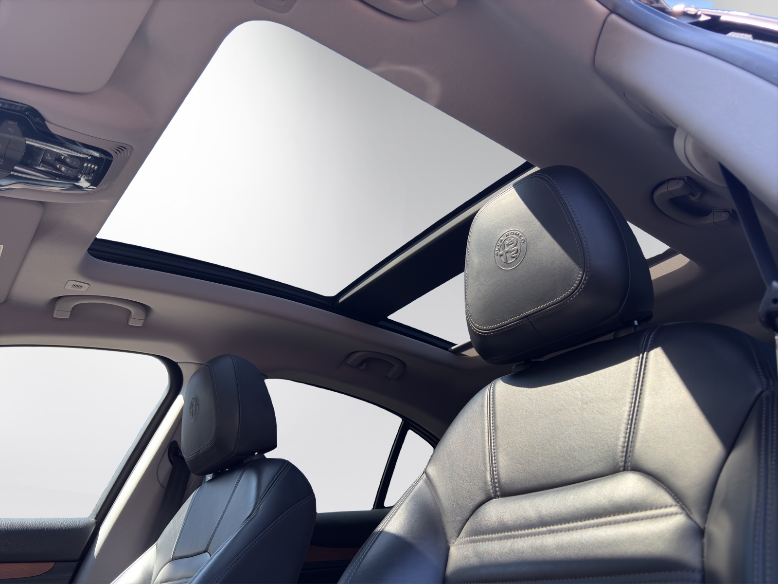 ALFA ROMEO Stelvio 2.0 Super Q4 Automatic-image-13