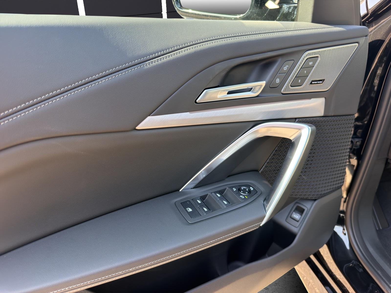 BMW X1 23d xDrive paddles-image-7