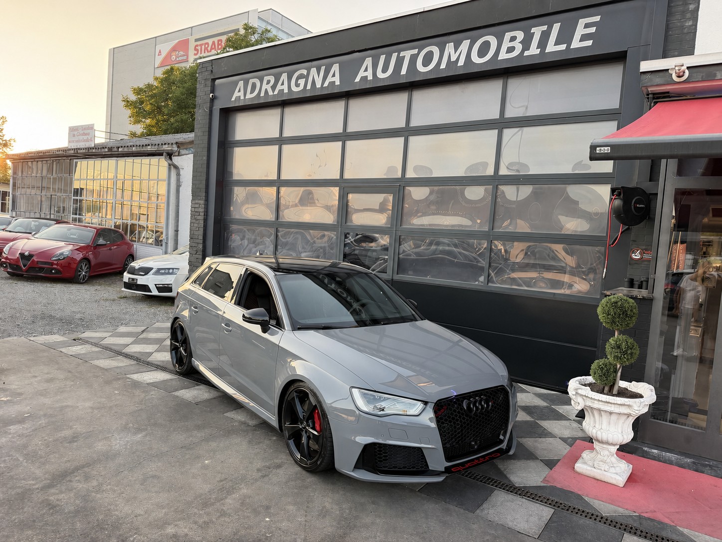 AUDI RS3 2.5 TSI quattro S-tronic