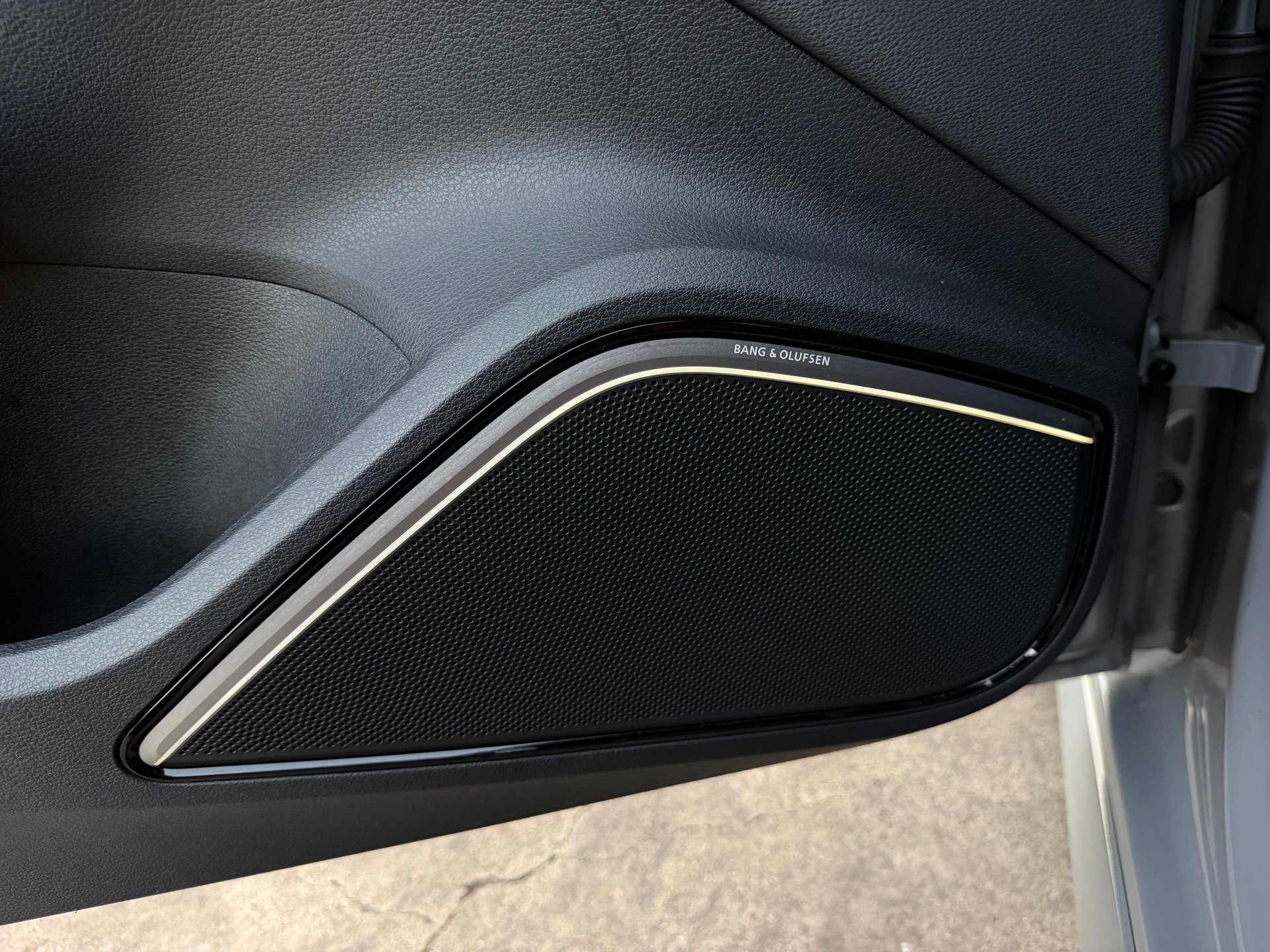 AUDI RS3 2.5 TSI quattro S-tronic-image-15