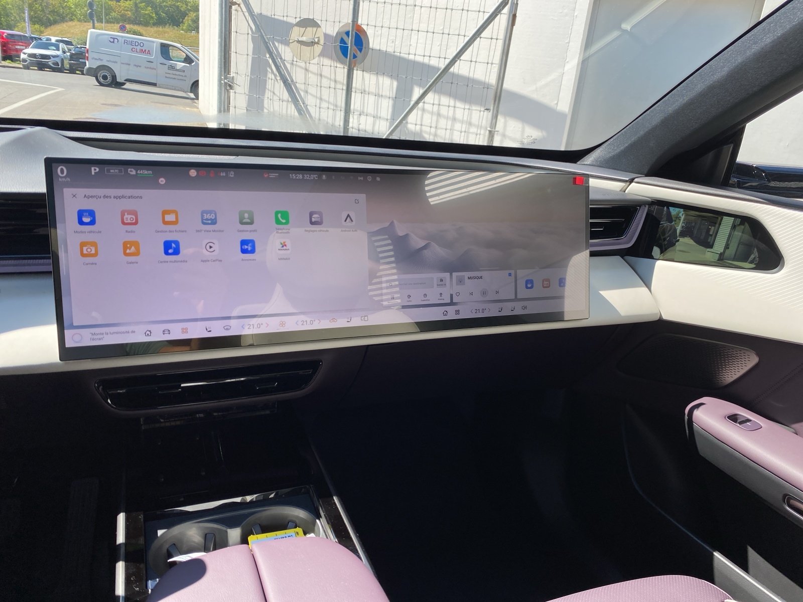 MAZDA CX-6e 258ps TAKUMI PLUS 21''-image-14