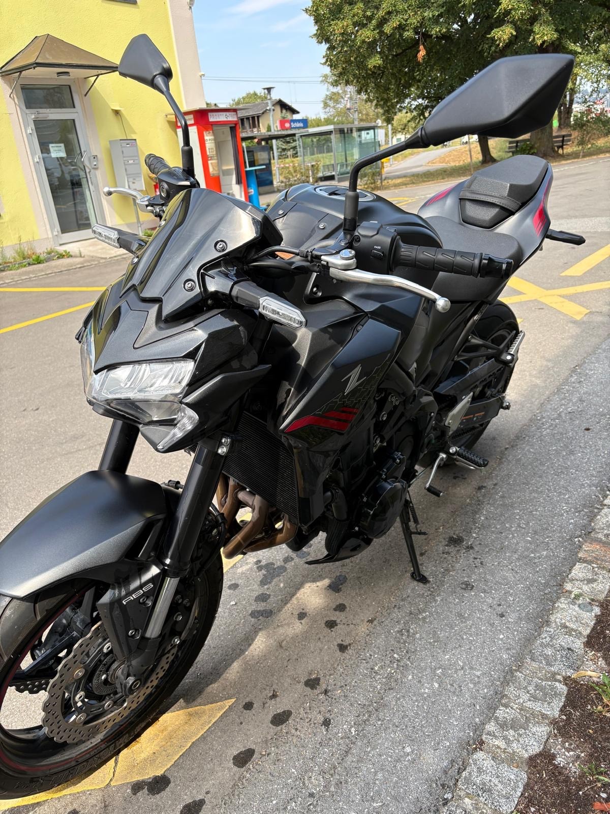 KAWASAKI Z 900-image-3
