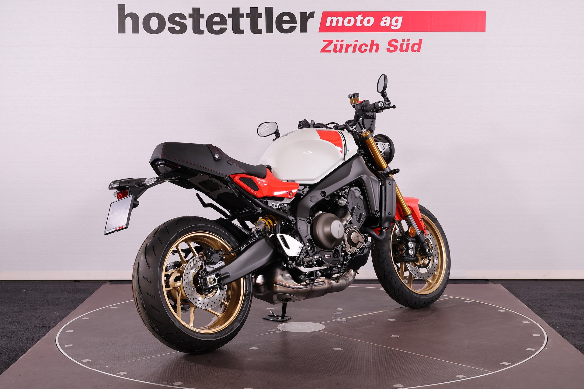 YAMAHA XSR 900-image-5