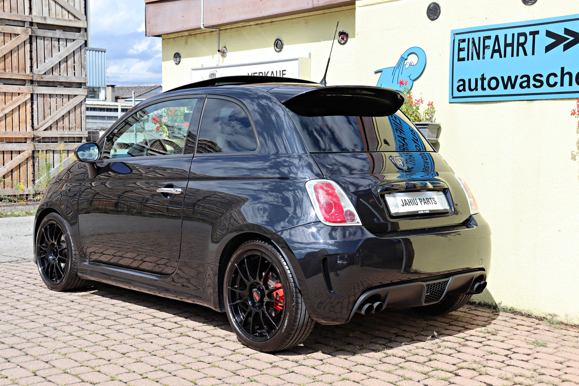 FIAT 500 1.4 16V Turbo Abarth 695 SS-showroom-element-2