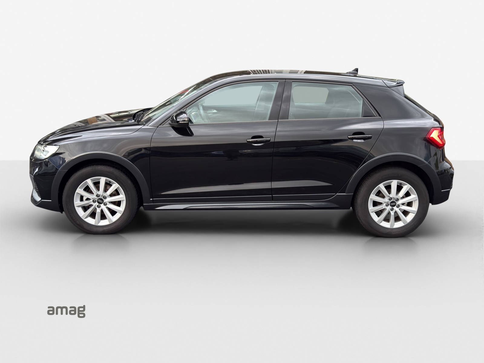 AUDI A1 allstreet 30 TFSI Attraction S-tronic-showroom-element-1
