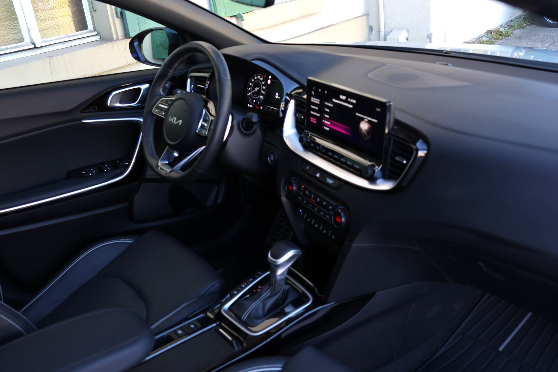 KIA XCeed 1.6 T-GDi GT-Line DCT (CH)-image-9