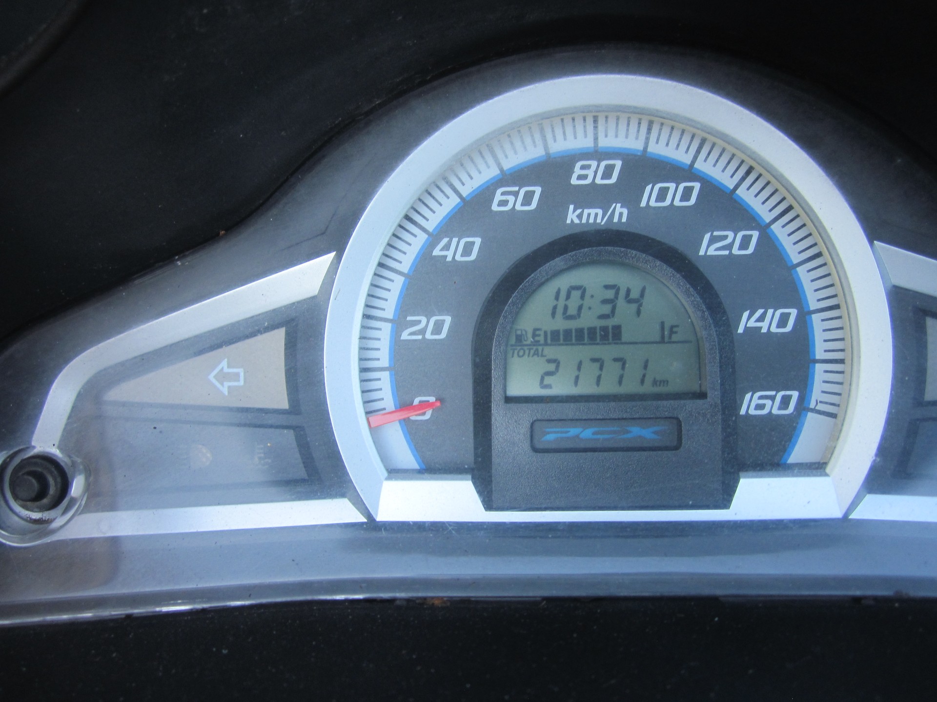 HONDA PCX 125 i-image-4