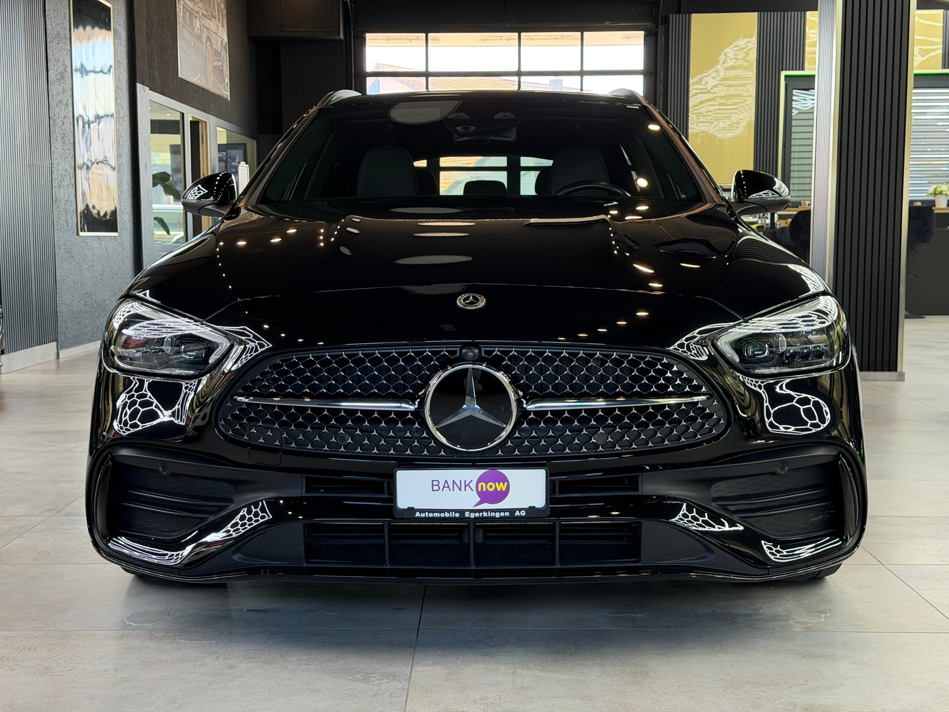 MERCEDES-BENZ C 220 d T 4Matic AMG Line-showroom-element-1