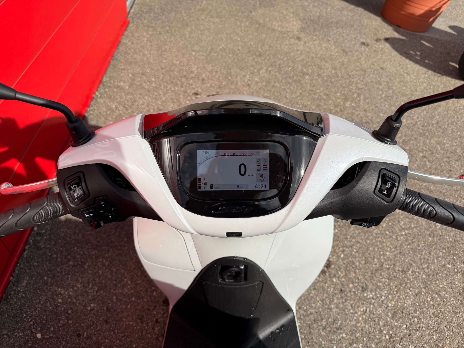 HONDA SH 125 Top Box-image-5