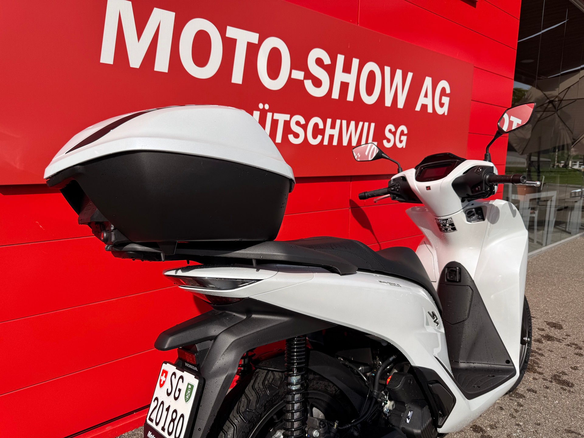 HONDA SH 125 Top Box-image-4