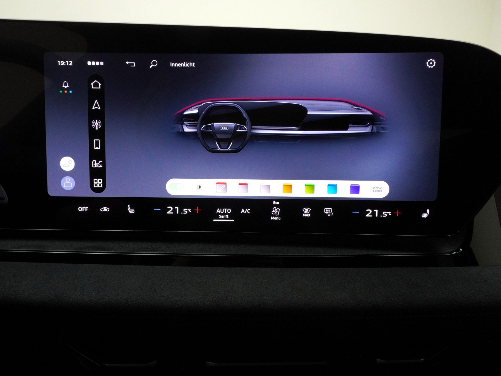 AUDI SQ6 e-tron quattro S line-image-12