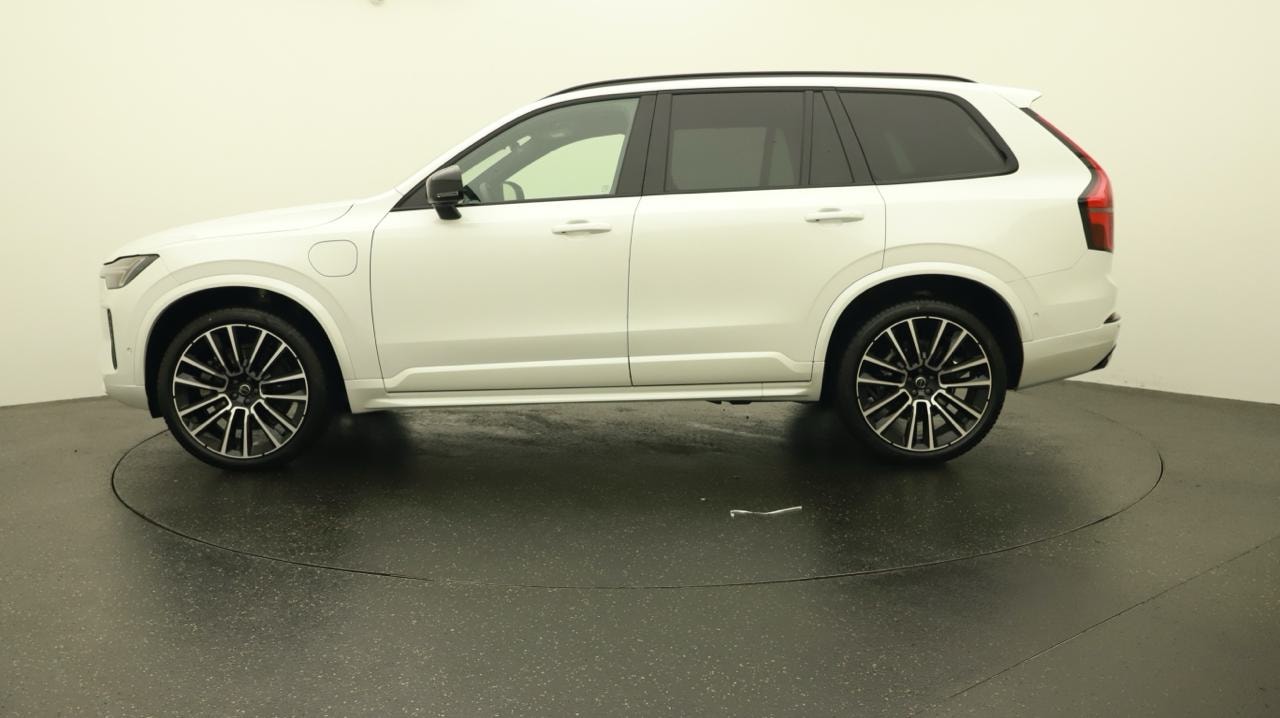 VOLVO XC90 T8 eAWD PluginHybrid Black Edition Geartronic-image-1